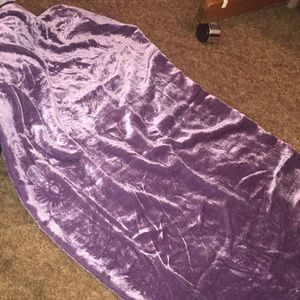 Bernie of New York purple velvet scarf